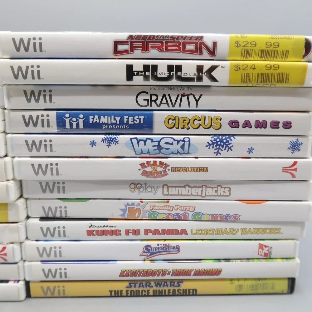 Nintendo Wii Games lot of 24 Narnia Transformers Hulk Avatar Cabalas  lumberjack